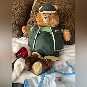 Vintage 1985 Teddy Ruxpin with 3 Outfits
